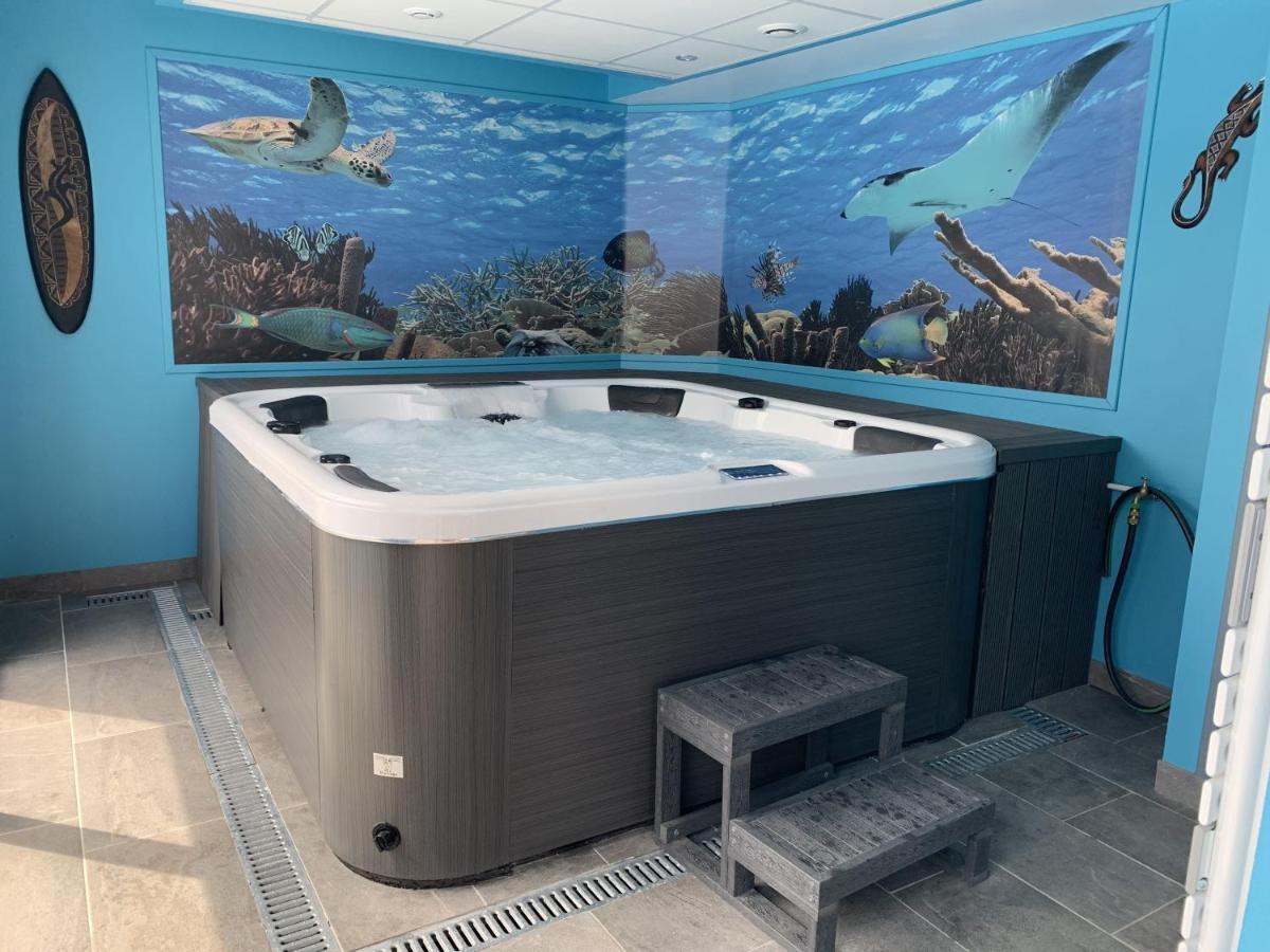 Maison 10 Pers En Bord De Mer Avec Piscine Chauffee Toute L'Annee, Spa Et Hamman Surzur Экстерьер фото